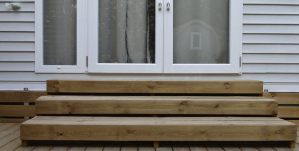 Escalón de madera de 3 peldaños para exteriores en madera tratada en Autoclave 4 para mobil homes